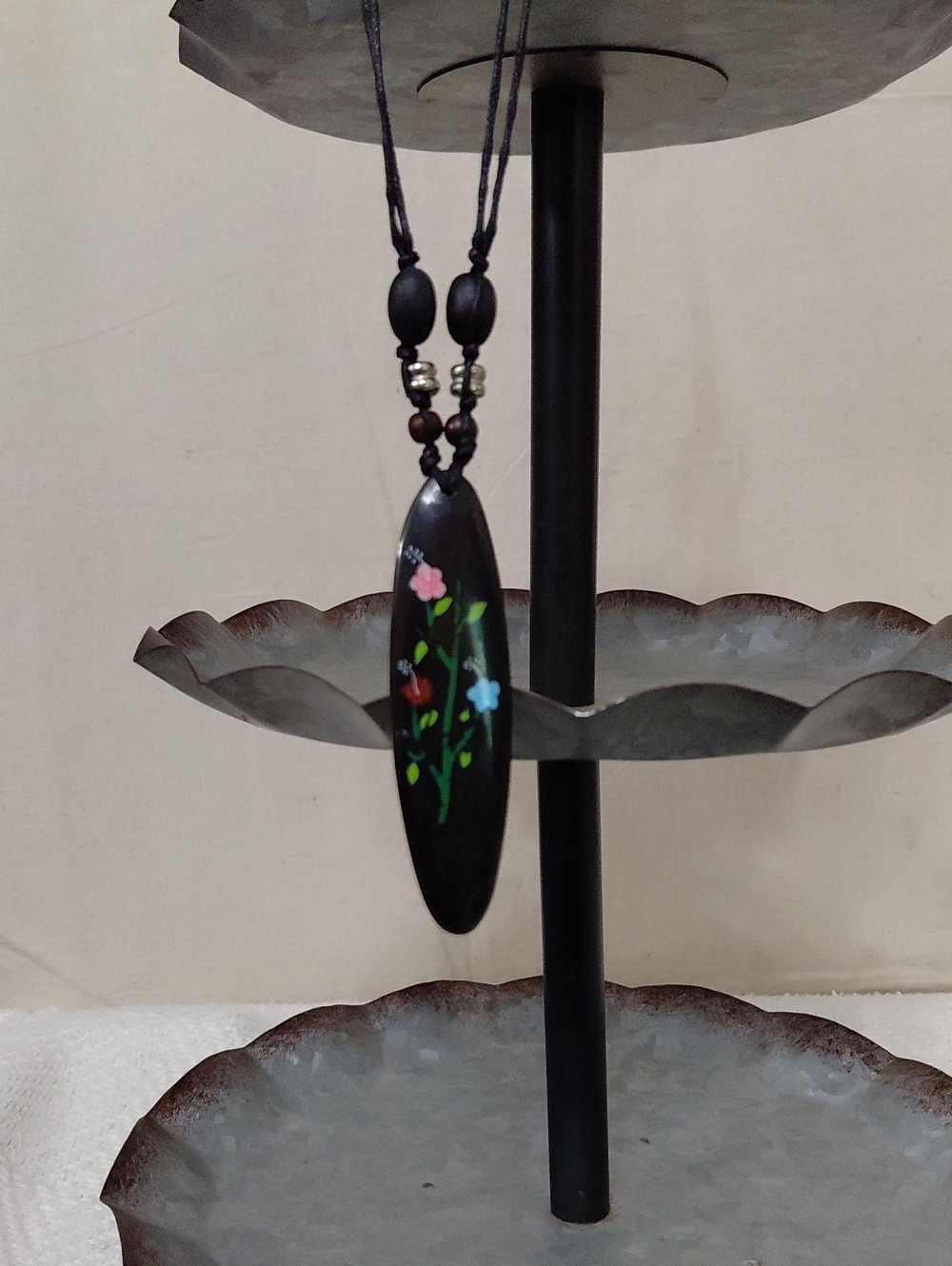 Hand-Painted Black Floral Pendant Necklace - Women Jewelry